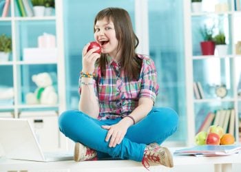 The Ayurvedic Art of Eating: Embracing Pleasure for Holistic Well-being